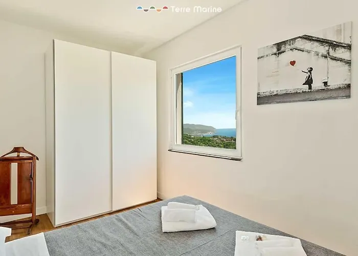 Reborn House, Terremarine La Spezia