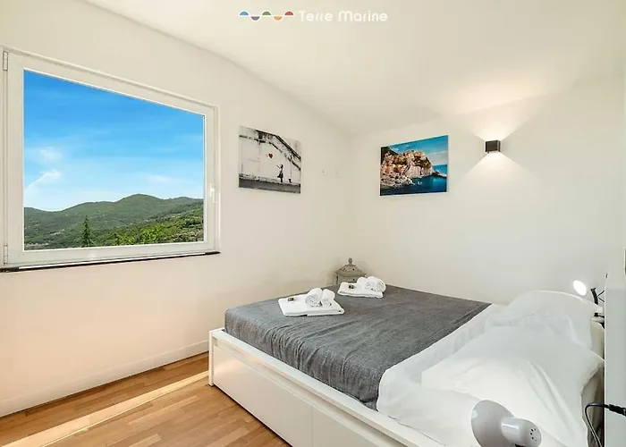 Apartment Reborn House, Terremarine La Spezia